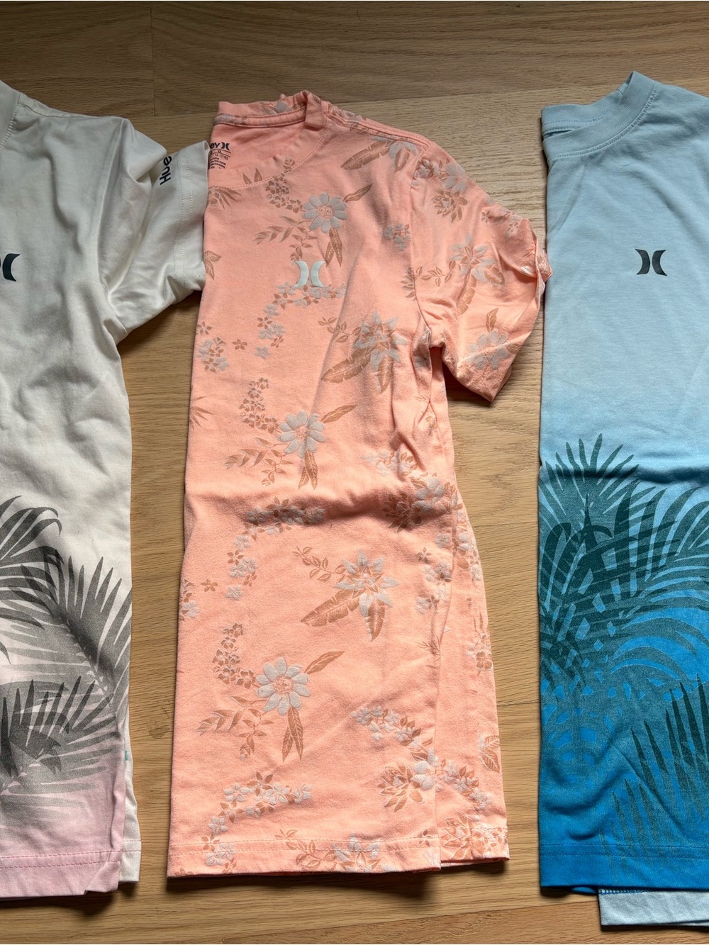 Hurley tshirt bundle (3) YL 12-13